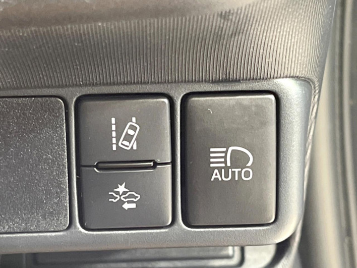 2019 Toyota Aqua DAA-NHP10 (UW-6a375686cfd3e)[9]