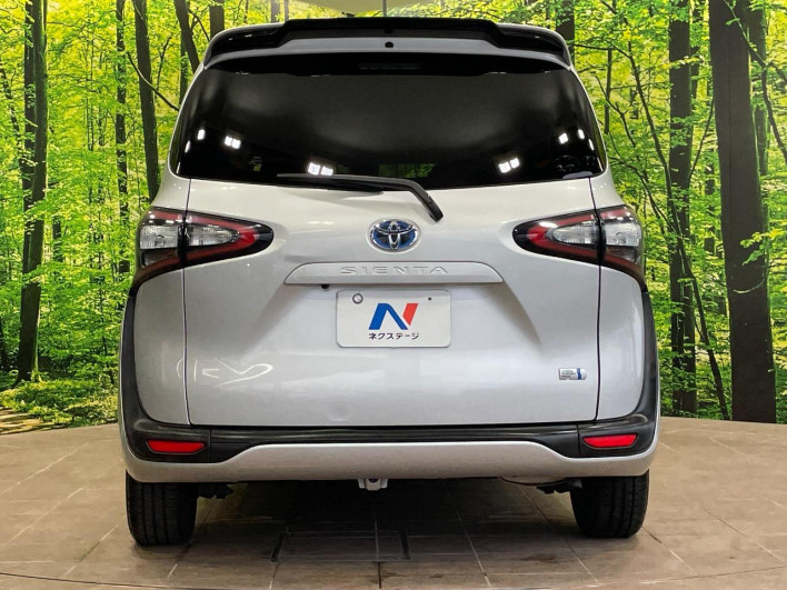 2015 Toyota Sienta DAA-NHP170G (UW-6a375687b67b7)[18]