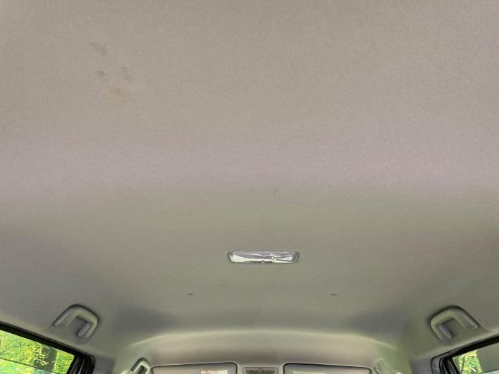 2015 Toyota Sienta DAA-NHP170G (UW-6a375687b67b7)[25]