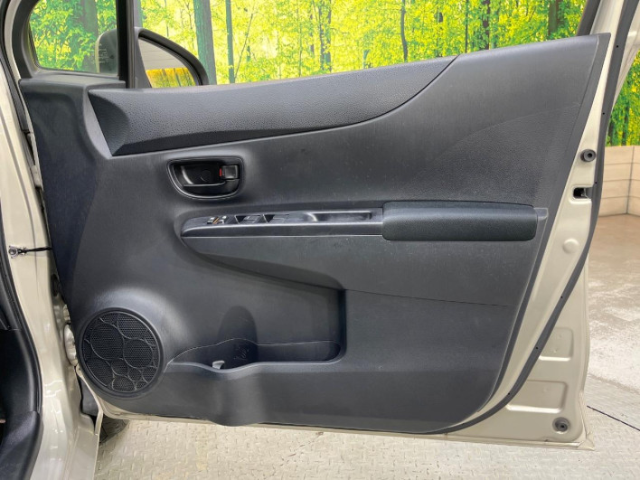 2014 Toyota Vitz DBA-NSP130 (UW-6a375689ec875)[26]
