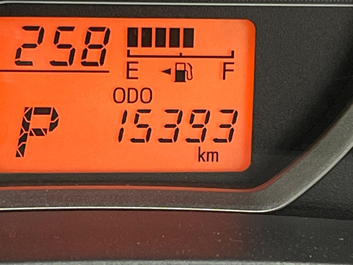 2014 Toyota Vitz DBA-NSP130 (UW-6a375689ec875)[2]