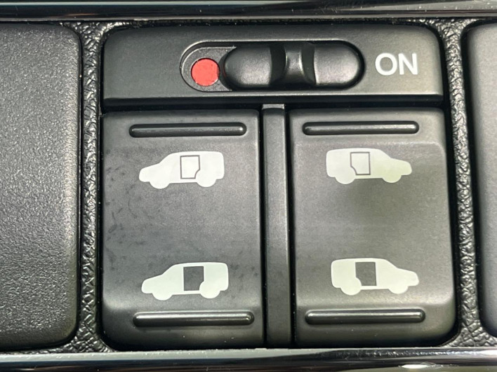 2010 Honda Stepwgn Spada DBA-RK5 (UW-6a3756967cf7a)[18]