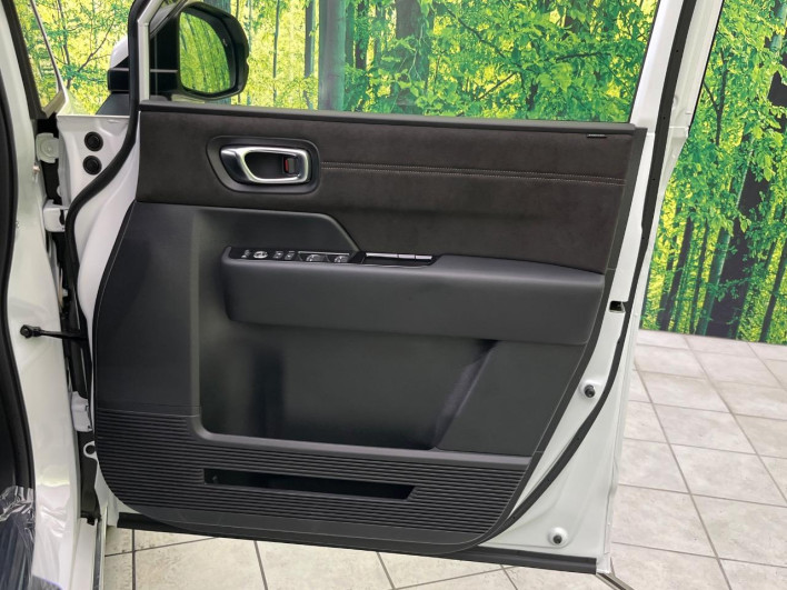 2023 Honda Step Wagon 6AA-RP8 (UW-6a375698d6b1e)[12]