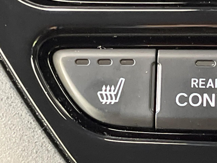 2023 Honda Step Wagon 6AA-RP8 (UW-6a375698d6b1e)[27]