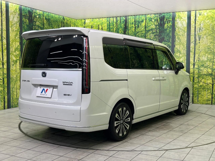2023 Honda Step Wagon 6AA-RP8 (UW-6a375698d6b1e)[8]