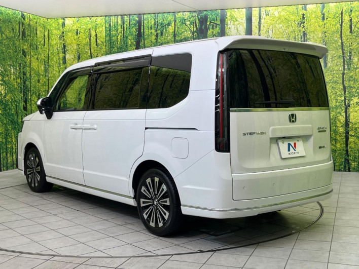 2023 Honda Step Wagon 6AA-RP8 (UW-6a375698d6b1e)[10]