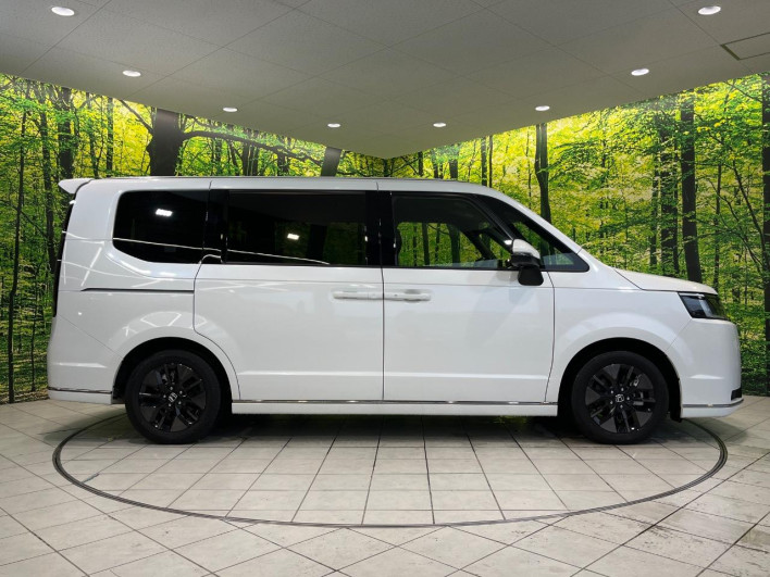 2024 Honda Step Wagon 6AA-RP8 (UW-6a3756998ae87)[13]