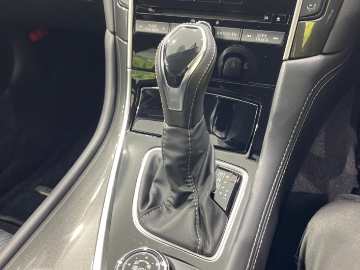 2021 Nissan Skyline 5BA-RV37 (UW-6a37569dabcc8)[26]