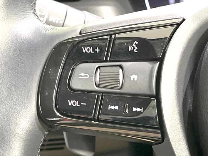 2024 Honda VEZEL 6AA-RV5 (UW-6a3756a1ec1a2)[25]