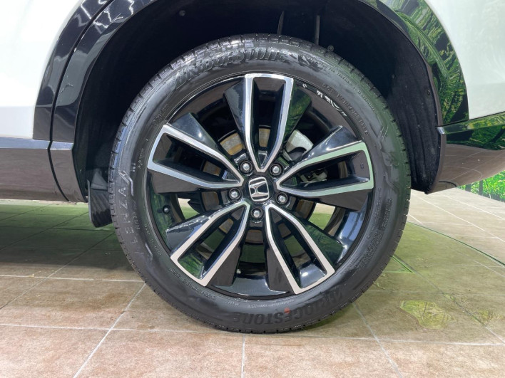 2024 Honda VEZEL 6AA-RV5 (UW-6a3756a229df0)[11]