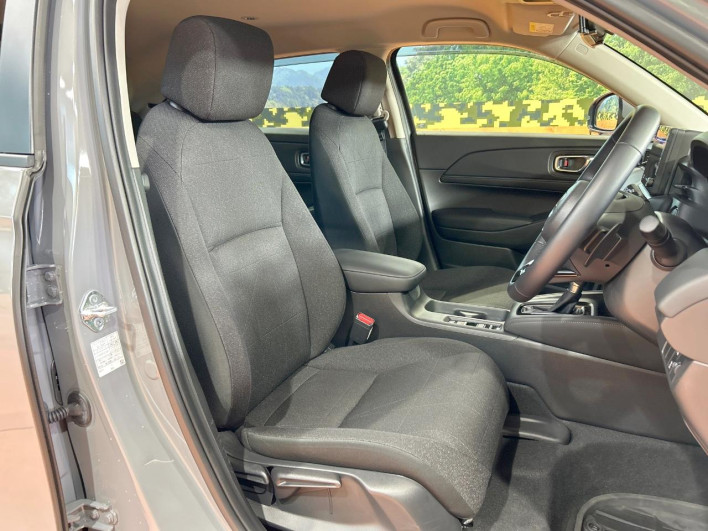 2024 Honda VEZEL 6AA-RV5 (UW-6a3756a2cd0d4)[24]