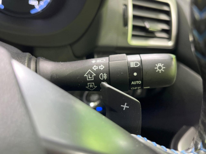 2015 Subaru Levorg DBA-VM4 (UW-6a3756c5c9438)[17]