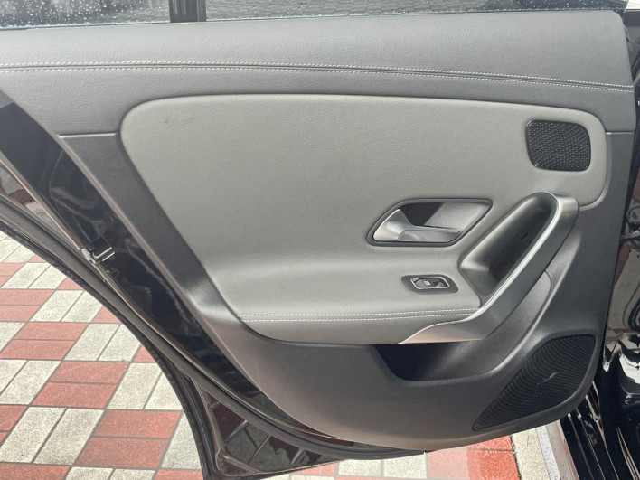 2021 Mercedes Benz CLA Class Shooting Brake 3DA-118612M (UW-6a3756c908a49)[19]