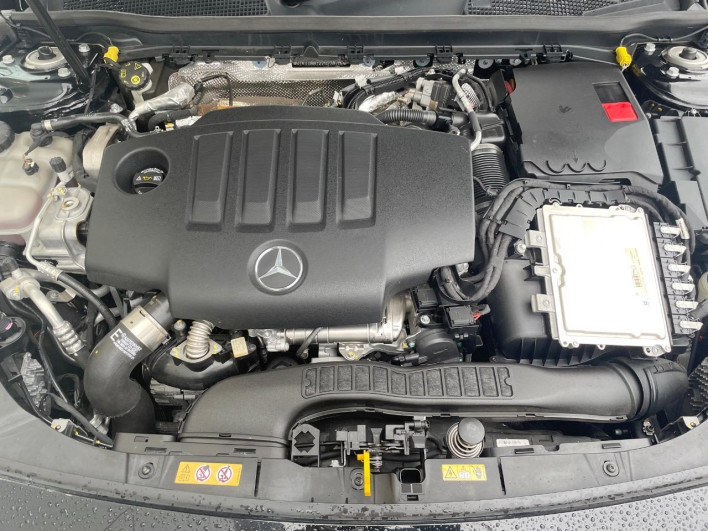 2021 Mercedes Benz CLA Class Shooting Brake 3DA-118612M (UW-6a3756c908a49)[4]