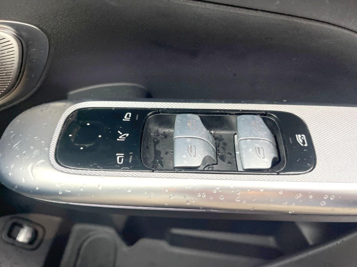 2023 Mercedes Benz GLC 3CA-254305 (UW-6a3756cb97281)[28]