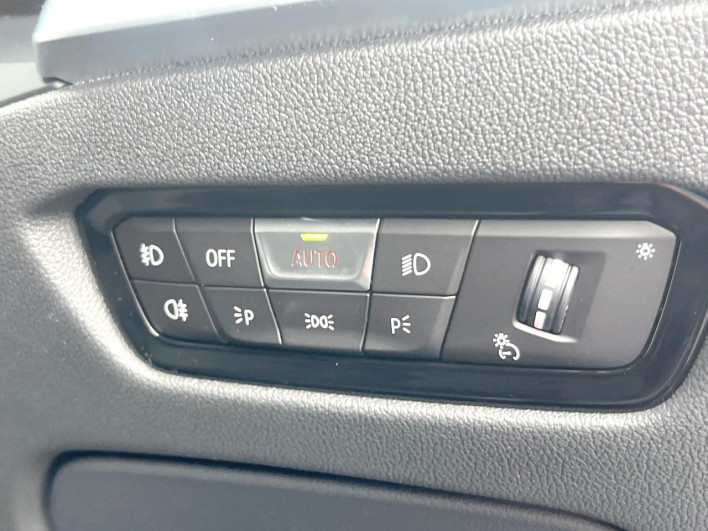 2019 BMW 3 Series 3BA-5F20 (UW-6a3756cdbda9a)[22]
