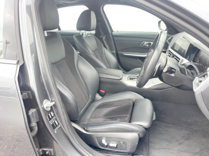 2019 BMW 3 Series 3BA-5F20 (UW-6a3756cdbda9a)[26]