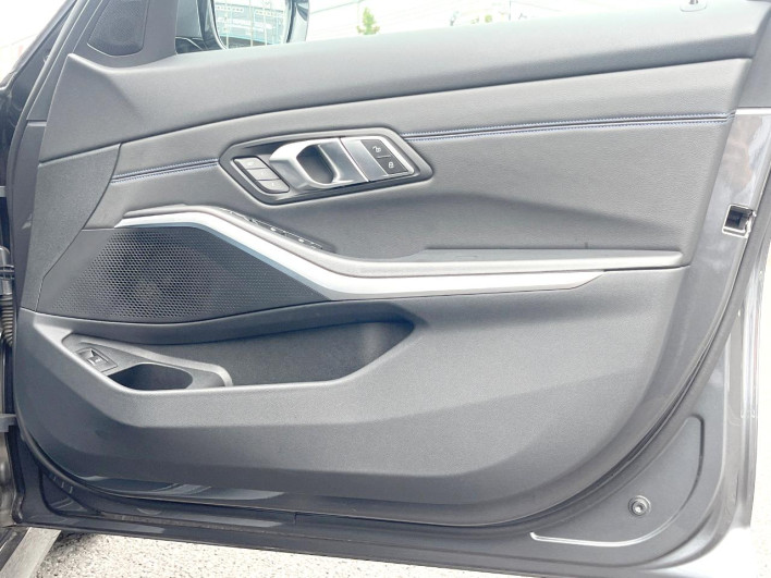 2019 BMW 3 Series 3BA-5F20 (UW-6a3756cdbda9a)[23]