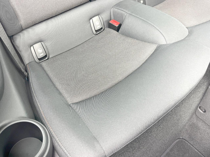 2018 Rover Mini DBA-XM15 (UW-6a3756d56f7b1)[19]