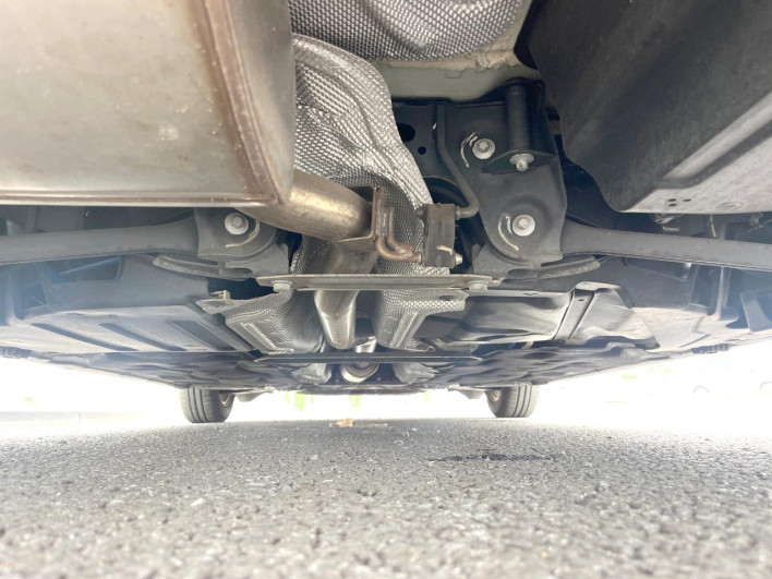 2018 Rover Mini DBA-XM15 (UW-6a3756d56f7b1)[23]