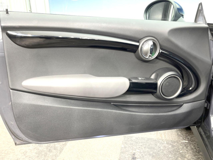 2015 Rover Mini DBA-XM20 (UW-6a3756d57514c)[11]