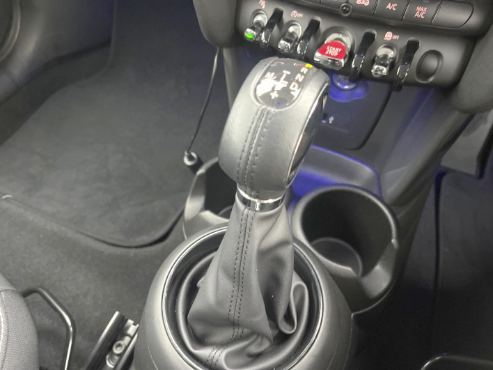 2019 Rover Mini LDA-XN15M (UW-6a3756d5acacf)[14]