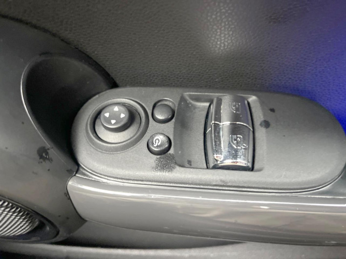 2019 Rover Mini LDA-XN15M (UW-6a3756d5acacf)[5]