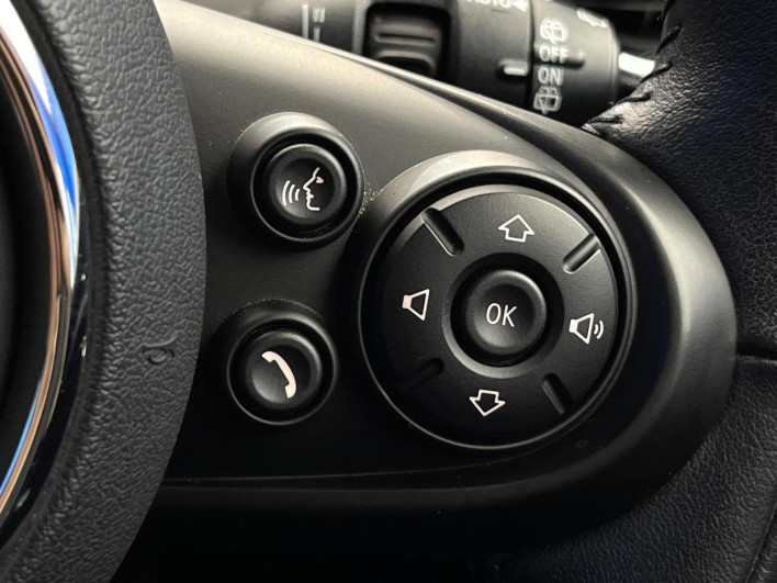 2019 Rover Mini DBA-XR15M (UW-6a3756d6dab7f)[7]