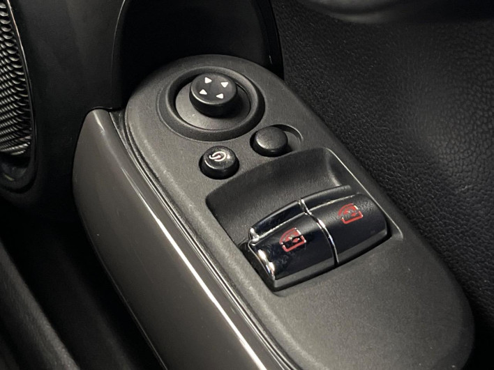 2019 Rover Mini DBA-XR15M (UW-6a3756d6dab7f)[5]