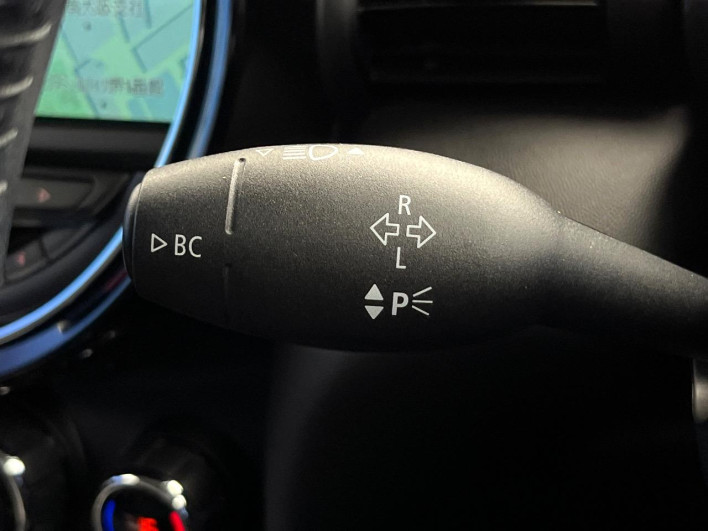 2019 Rover Mini DBA-XR15M (UW-6a3756d6dab7f)[10]