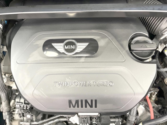 2019 Rover Mini LDA-YT20 (UW-6a3756d83dba7)[28]