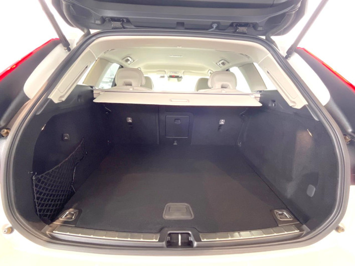 2020 Volvo XC60 LDA-UD4204TXC (UW-6a3756dabc971)[13]