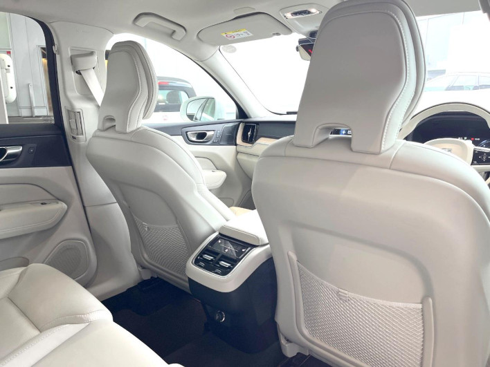 2020 Volvo XC60 LDA-UD4204TXC (UW-6a3756dabc971)[11]