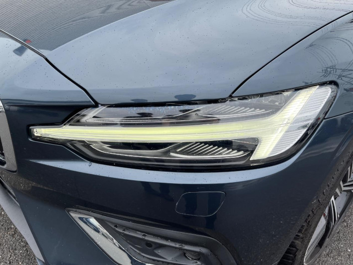 2021 Volvo V60 5AA-ZB420TM (UW-6a3756dc98493)[10]