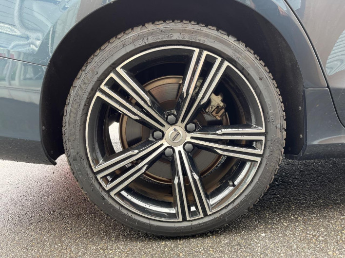 2021 Volvo V60 5AA-ZB420TM (UW-6a3756dc98493)[15]