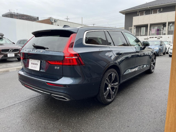 2021 Volvo V60 5AA-ZB420TM (UW-6a3756dc98493)[7]