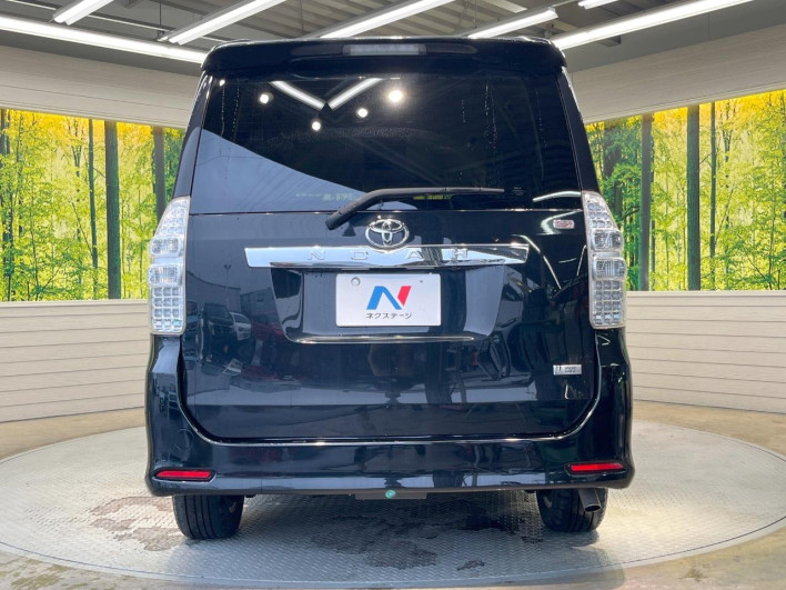 2011 Toyota Noah DBA-ZRR70W (UW-6a3756e31da6b)[24]