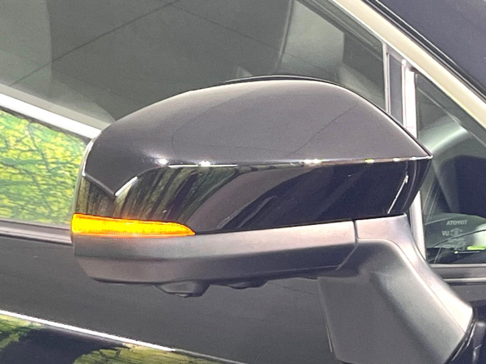 2024 Toyota Corolla Cross 6AA-ZVG13 (UW-6a3756f27f3d8)[13]