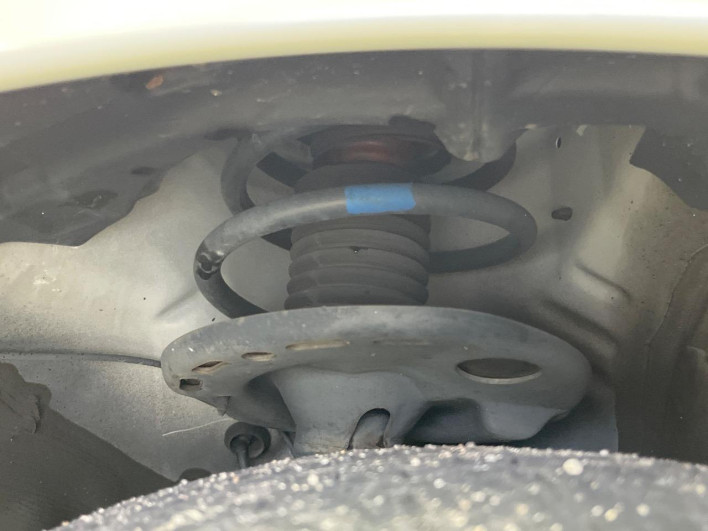 2015 Toyota Prius α DAA-ZVW41W (UW-6a3756f90c172)[20]