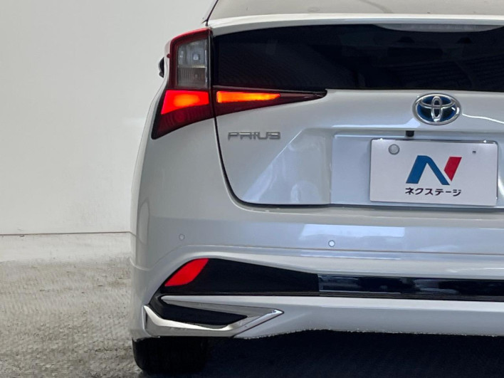 2020 Toyota Prius 6AA-ZVW51 (UW-6a3756feebd63)[18]