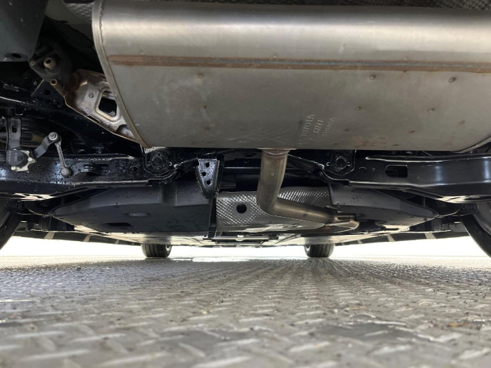 2020 Toyota Prius 6AA-ZVW51 (UW-6a3756feebd63)[26]
