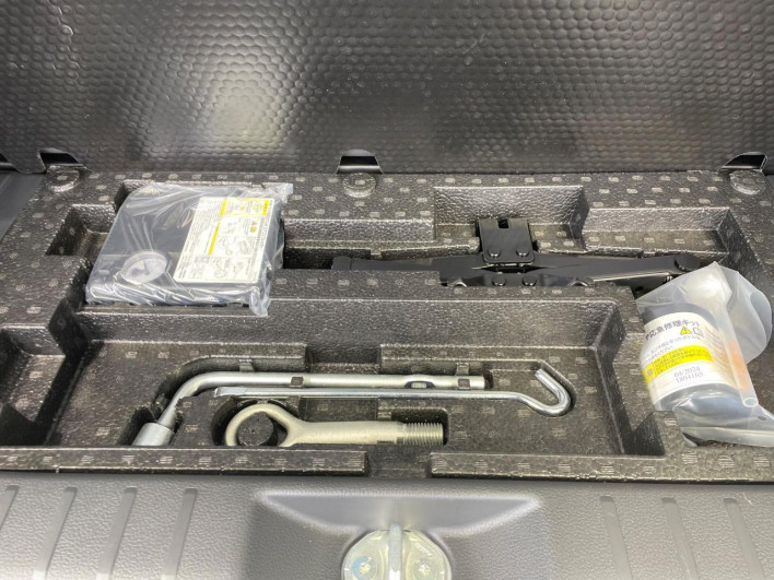 2018 Mitsubishi eK Space Custom DBA-B11A (UW-6a3b49c997e0a)[13]