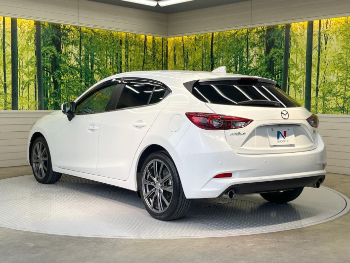 2018 Mazda Axela Sports LDA-BM2FS (UW-6a3b49e618a7c)[19]