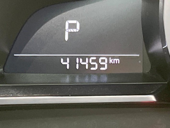 2018 Mazda Axela Sports LDA-BM2FS (UW-6a3b49e618a7c)[2]