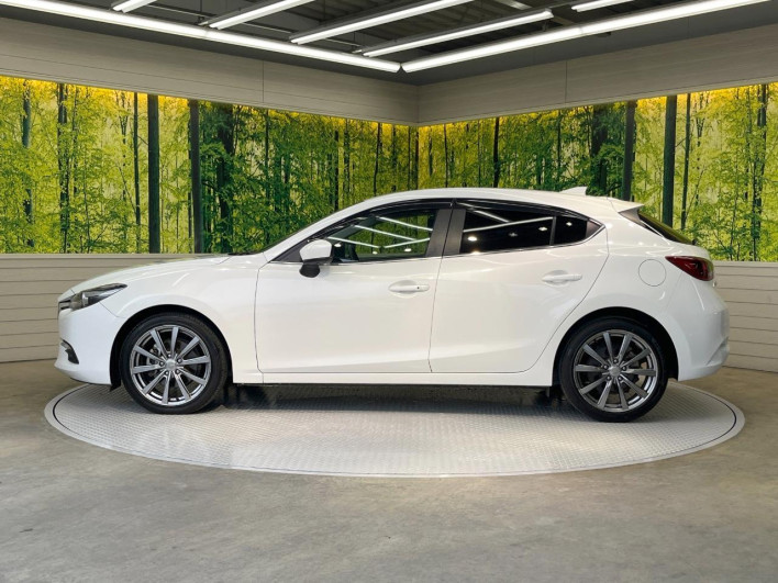 2018 Mazda Axela Sports LDA-BM2FS (UW-6a3b49e618a7c)[20]