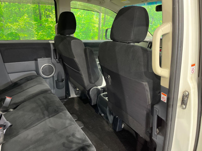 2011 Mitsubishi Delica D:5 DBA-CV5W (UW-6a3b49ef839e2)[24]