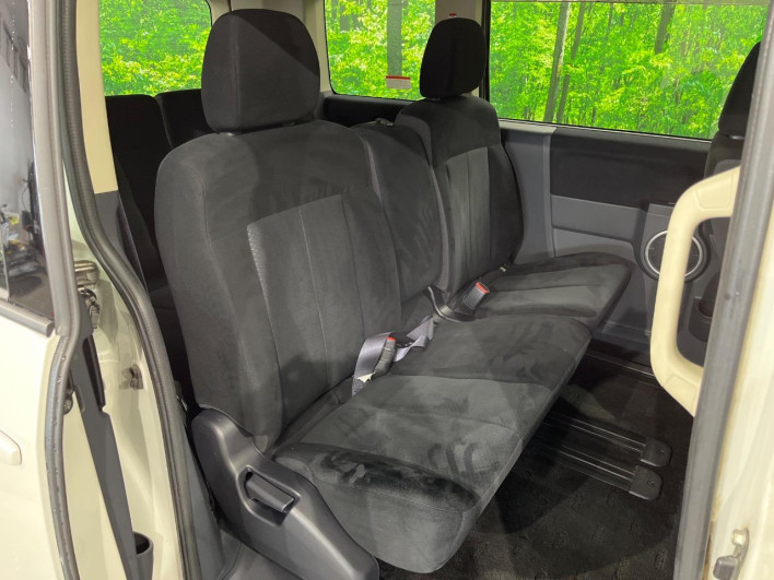 2011 Mitsubishi Delica D:5 DBA-CV5W (UW-6a3b49ef839e2)[25]