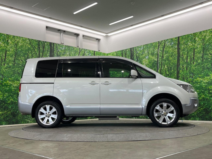 2011 Mitsubishi Delica D:5 DBA-CV5W (UW-6a3b49ef839e2)[21]