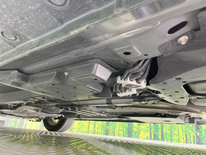 2017 Mazda Demio DBA-DJ3FS (UW-6a3b49f52a0b8)[28]
