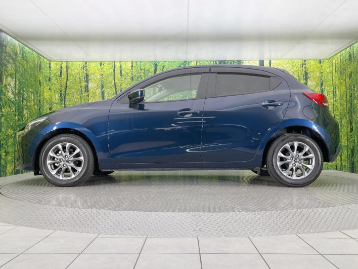 2017 Mazda Demio DBA-DJ3FS (UW-6a3b49f52a0b8)[20]
